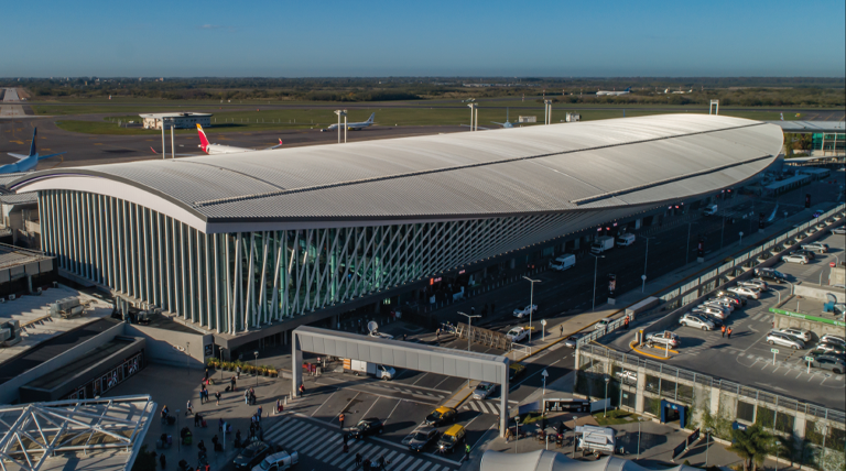 Ezeiza operará con restricciones durante 18 días por obras: impacto en aerolíneas Ezeiza operará con restricciones durante 18 días por obras: impacto en aerolíneas