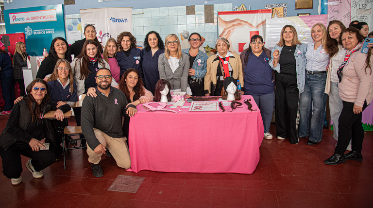 Octubre Rosa: Alte Brown realizó una jornada solidaria de donación de cabello para pacientes oncológicas 2 20261027 brown rosa2 Octubre Rosa