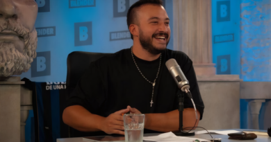 Tomás Rebord llega a la televisión abierta con un ciclo dominical en América TV Tomás Rebord llega a la televisión abierta con un ciclo dominical en América TV